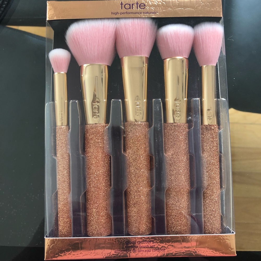 Tarte Goal getter makeup brush set